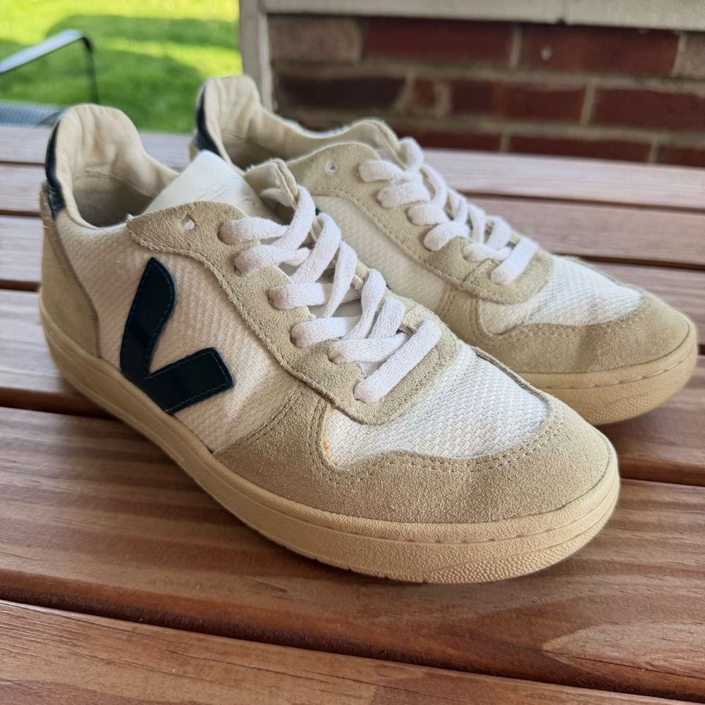 Veja V-10 B-Mesh Sneakers Womens 5 White Natural Sahara Nautico Blue Suede Trim